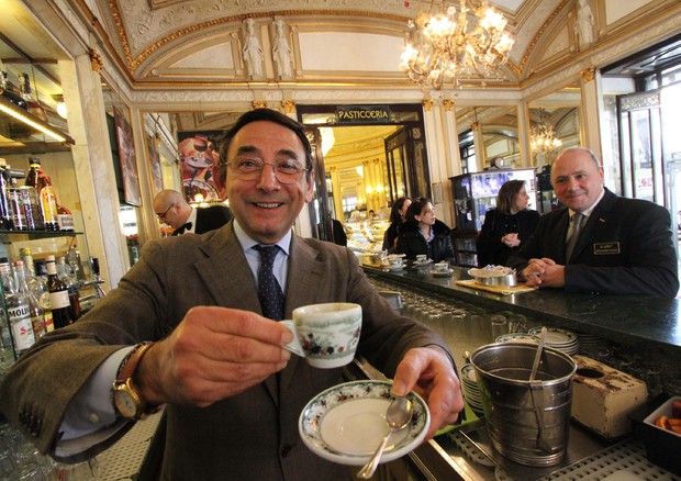Arturo Sergio, uno dei titolari dell'antico caffe' di Napoli Gambrinus © ANSA