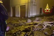 Maltempo nel Bolognese: strade come torrenti a Granaglione