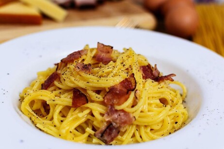 Apesar de origem controversa, carbonara é receita símbolo da gastronomia italiana