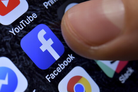 Facebook e Instagram saíram do ar