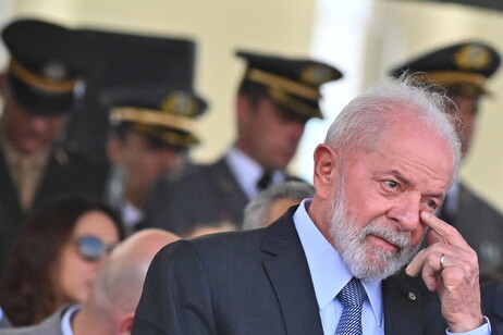 Lula quer aliança de 'democratas' contra extrema direita