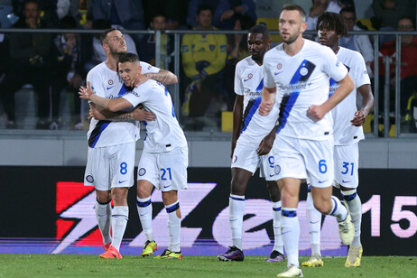 Inter goleou Frosinone no Italiano