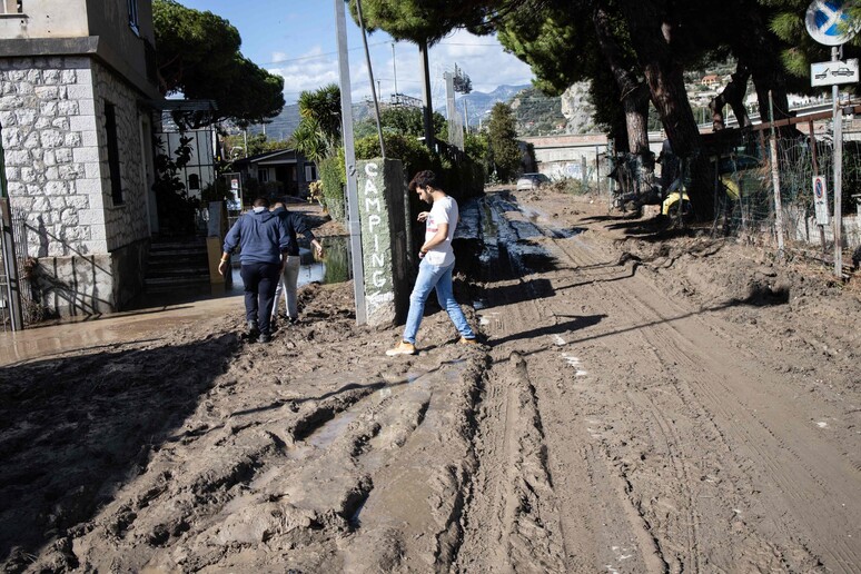 Maltempo: alluvione Ventimiglia, milioni danni alle attivit� © ANSA/AFP